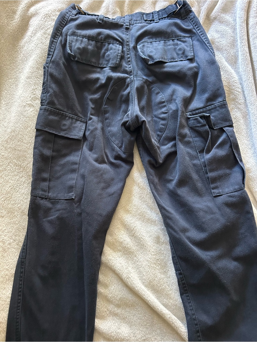Brandy Melville Black Cargo Jogger Pants - Picture 3 of 3